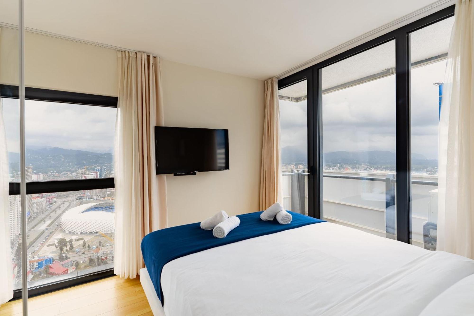 Orbi City Hotel With Sea View Batoumi Extérieur photo