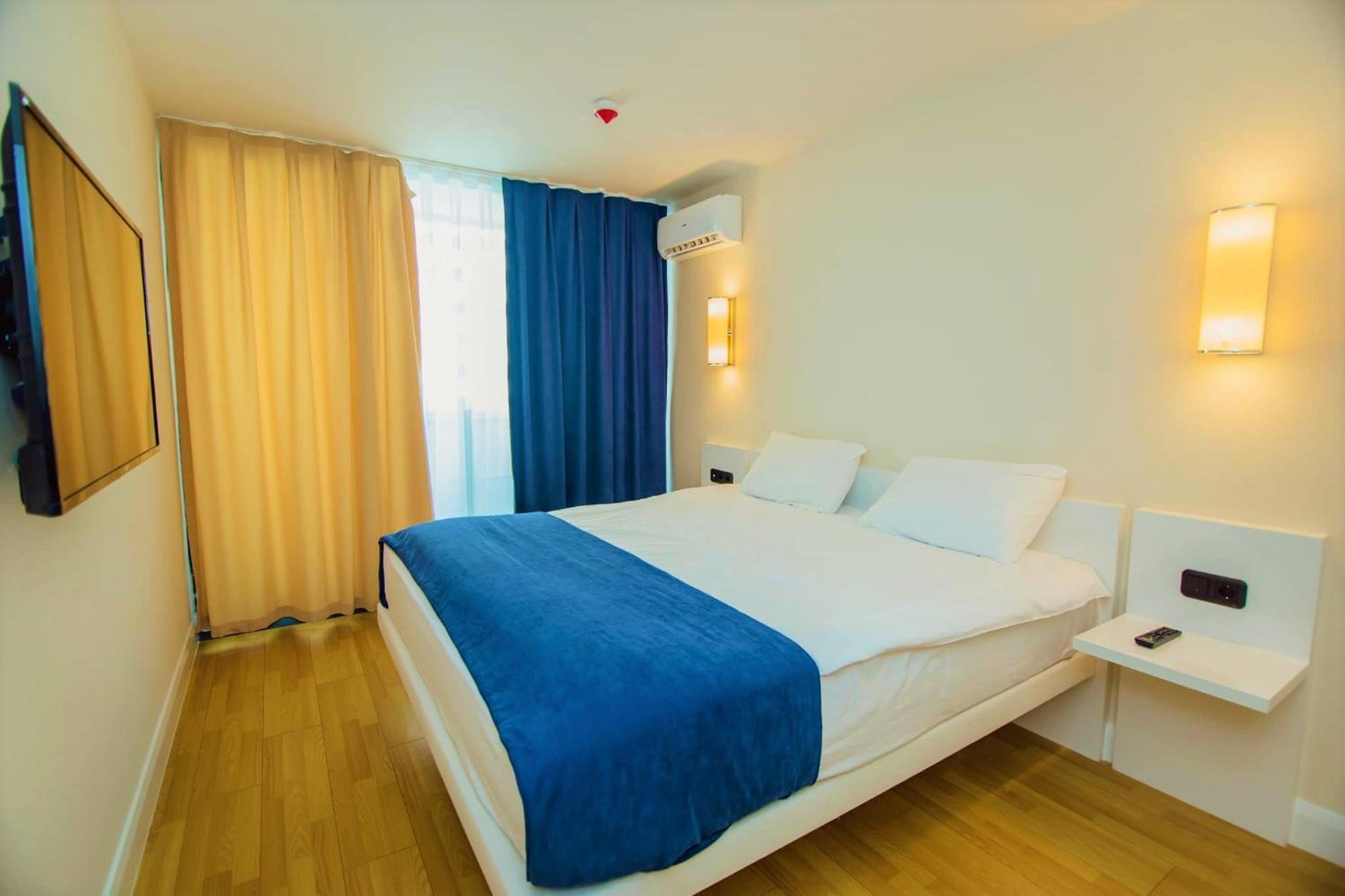 Orbi City Hotel With Sea View Batoumi Extérieur photo